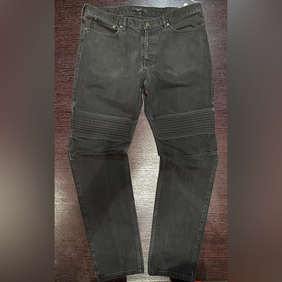 Men’s Givenchy black tapered style relaxed denim jeans size 38 - Picture 3 of 7